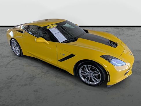 Used 2015 Chevrolet Corvette Stingray Coupe w/ 2LT Preferred Equipment Group RWD image 5