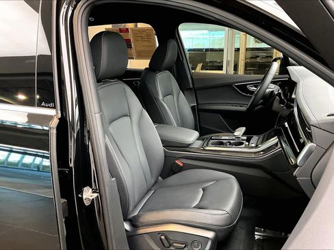 Certified 2025 Audi Q7 3.0T Premium Plus w/ Premium Plus Package image 8