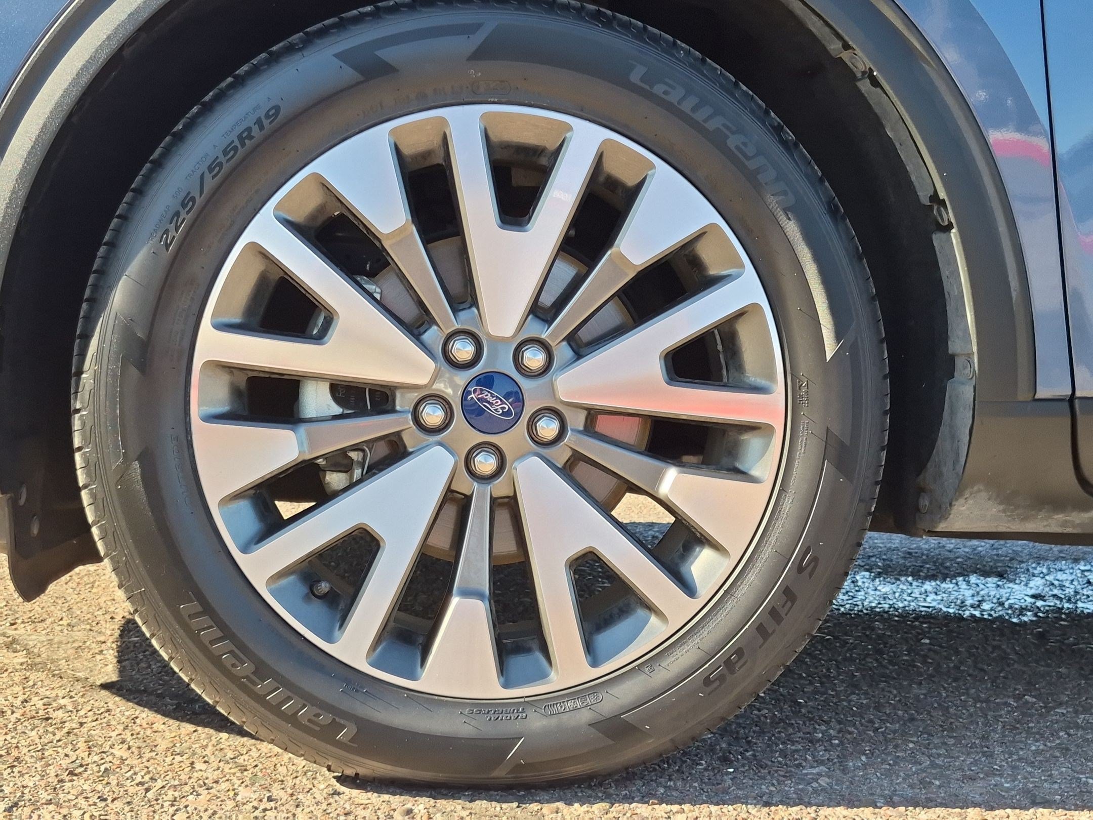 Used 2020 Ford Escape Titanium AWD/4WD image 10