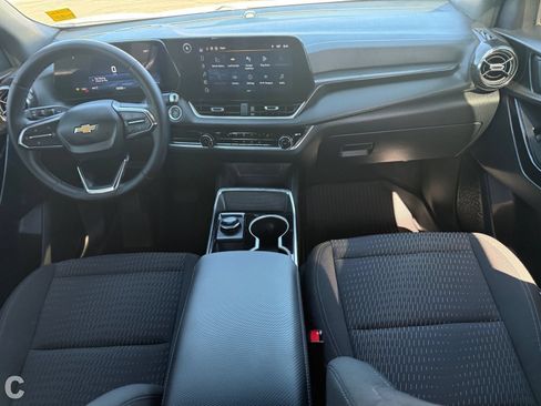 Certified 2026 Chevrolet Equinox LT AWD/4WD image 15