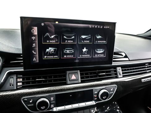 Used 2021 Audi S4 Premium Plus w/ Premium Plus Package image 20