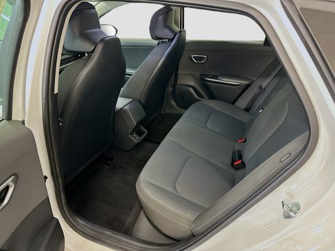 Used 2025 Kia K4 FWD image 29