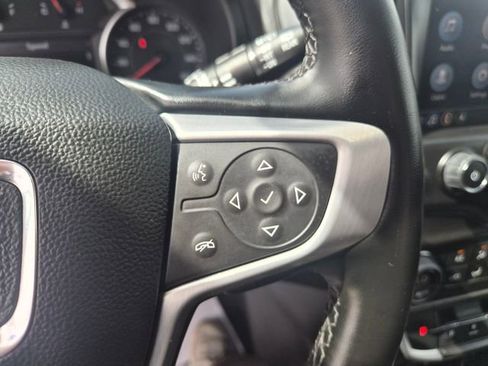 Used 2023 GMC Terrain SLT w/ Infotainment Package II FWD image 22