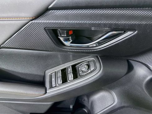 Certified 2025 Subaru Crosstrek 2.5i Limited w/ Crosstrek Mirror Package AWD/4WD image 26