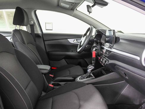 Used 2024 Kia Forte LXS image 17