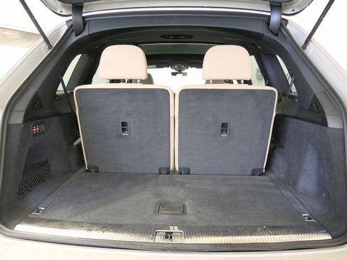 Used 2022 Audi Q7 3.0T Premium Plus image 29