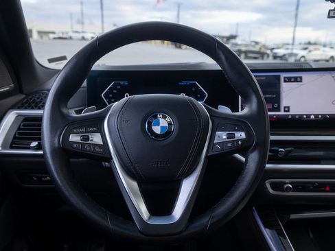 Used 2025 BMW X5 xDrive50e AWD/4WD image 29