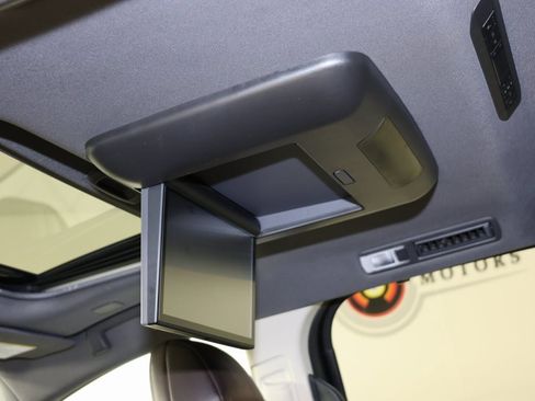 Used 2021 Toyota Sienna Platinum image 33