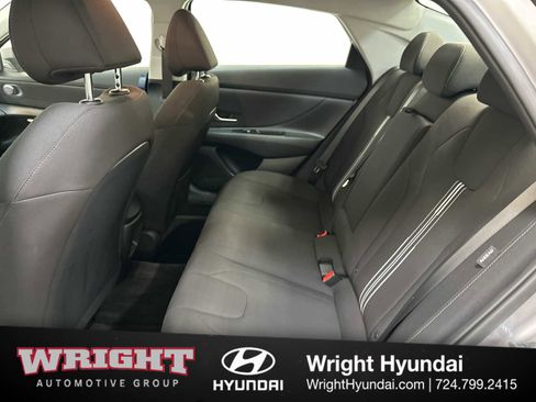 Certified 2025 Hyundai Elantra SEL image 13