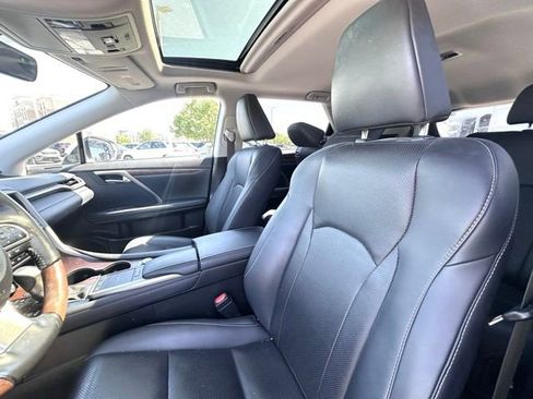 Used 2021 Lexus RX 350L Premium w/ Premium Package AWD/4WD image 18