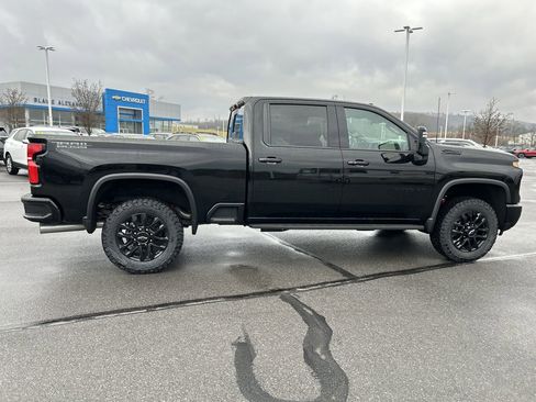 New 2026 Chevrolet Silverado 2500 LTZ w/ Trail Boss Package image 8