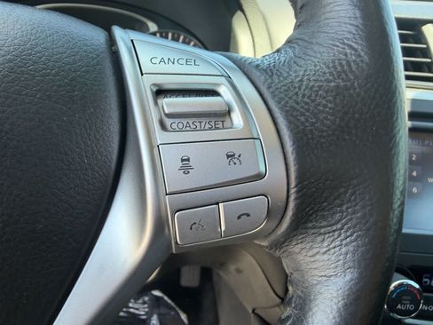 Certified 2016 Nissan Altima 2.5 SL w/ 2.5 Technology Package FWD image 15