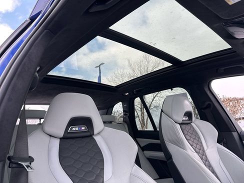 Used 2022 BMW X5 M w/ Executive Package AWD/4WD image 28