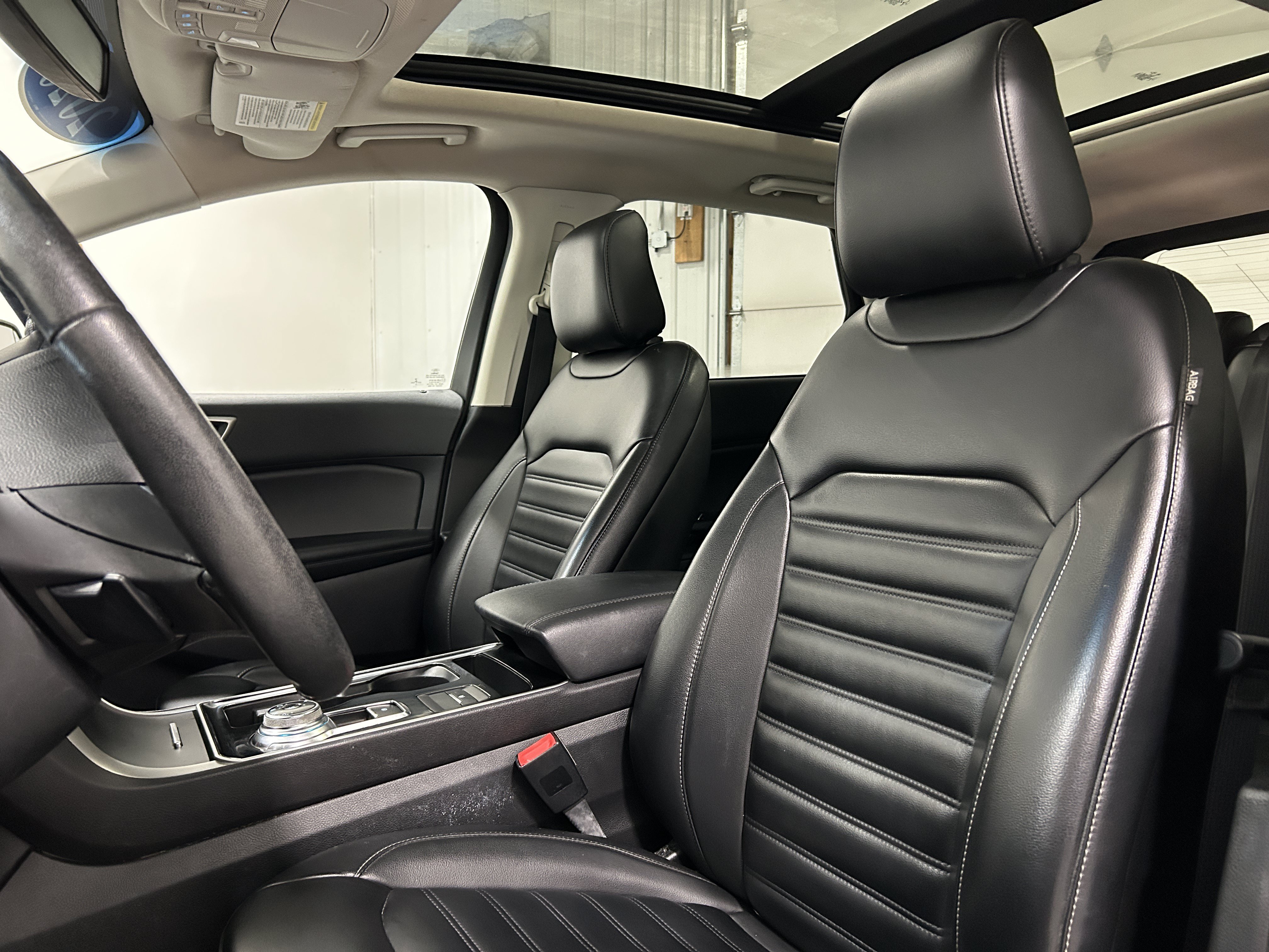 Used 2020 Ford Edge SEL w/ Convenience Package AWD/4WD image 26