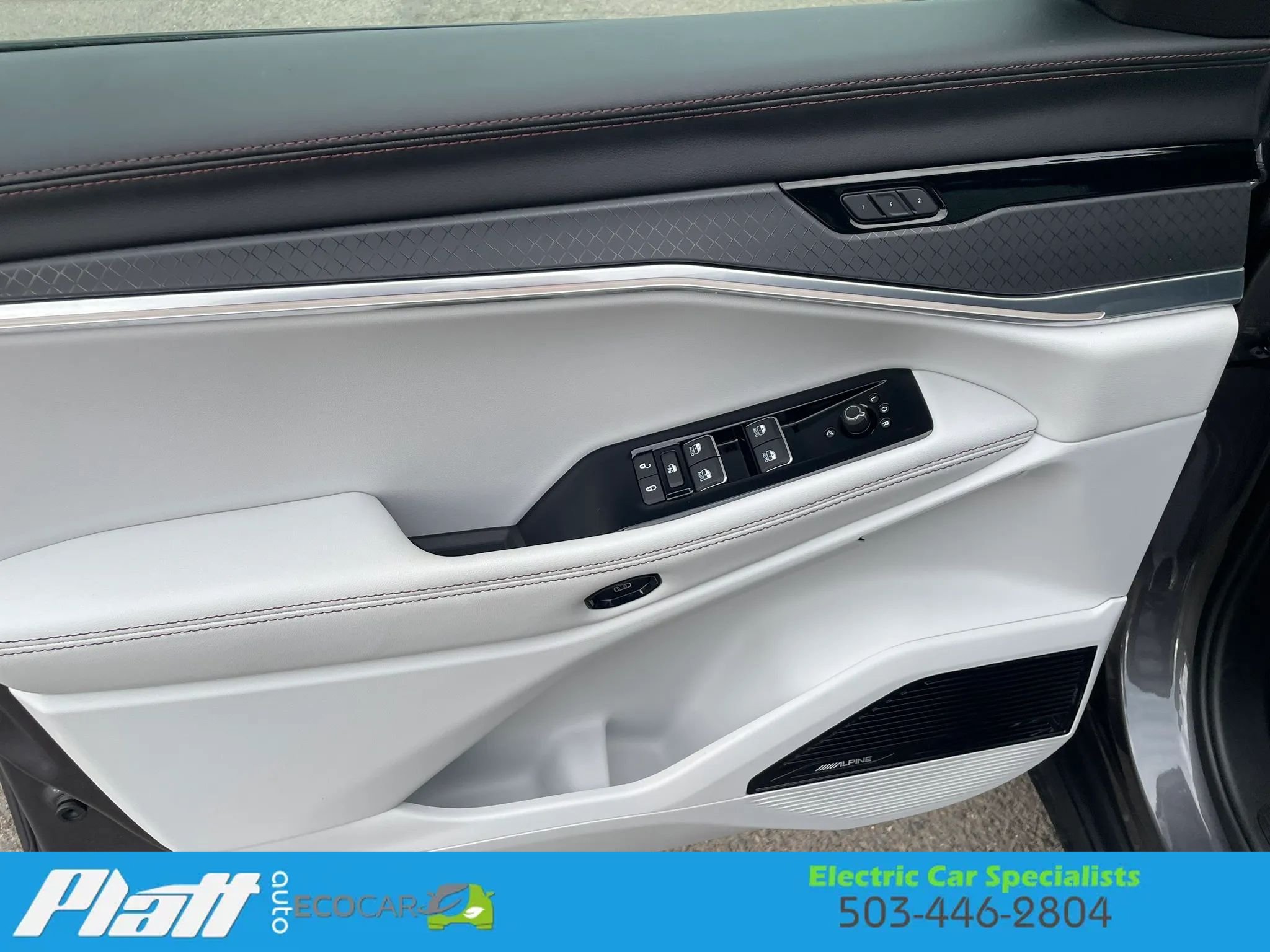 Used 2025 Jeep Wagoneer S Limited AWD/4WD image 22