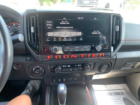 Used 2025 Nissan Frontier PRO-4X w/ Pro Convenience Package AWD/4WD image 12