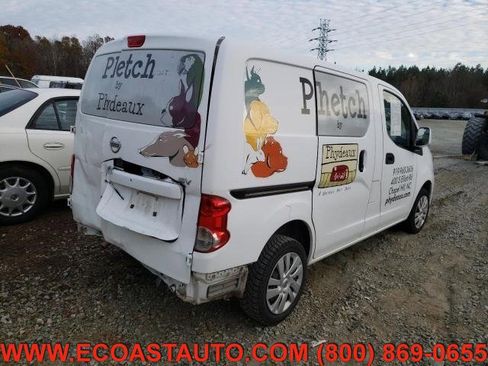 Used 2017 Nissan NV200 SV w/ Technology Package image 2