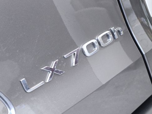 New 2026 Lexus LX 700h Luxury w/ Appearance Package image 7