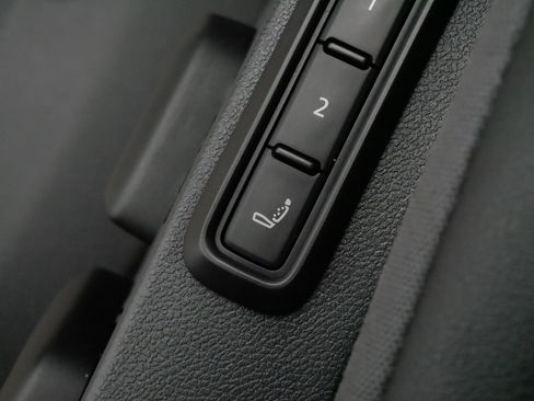 Certified 2023 Volkswagen ID.4 Pro S AWD/4WD image 27