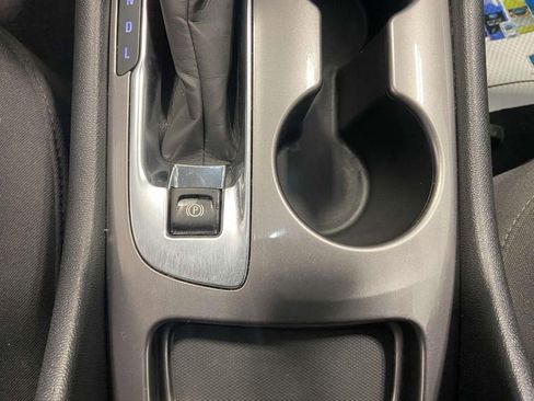 Used 2023 Chevrolet Malibu LS image 19