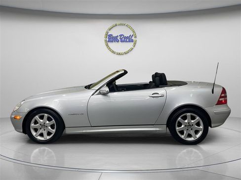 Used 2002 Mercedes-Benz SLK 230 image 4