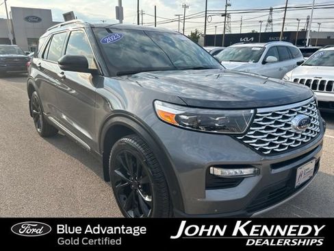 Certified 2023 Ford Explorer Platinum w/ Technology Package AWD/4WD image 4