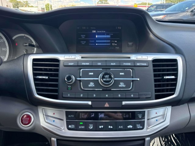 Used 2015 Honda Accord EX image 28