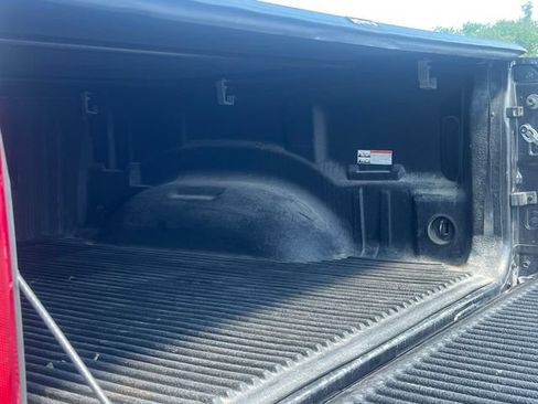 Used 2021 RAM 1500 Laramie w/ Sport Appearance Package AWD/4WD image 9
