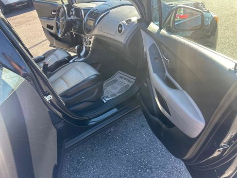 Used 2015 Chevrolet Trax LTZ image 15