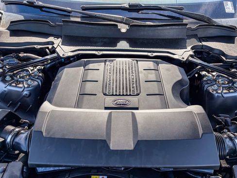 Used 2017 Land Rover Range Rover Sport HSE image 26