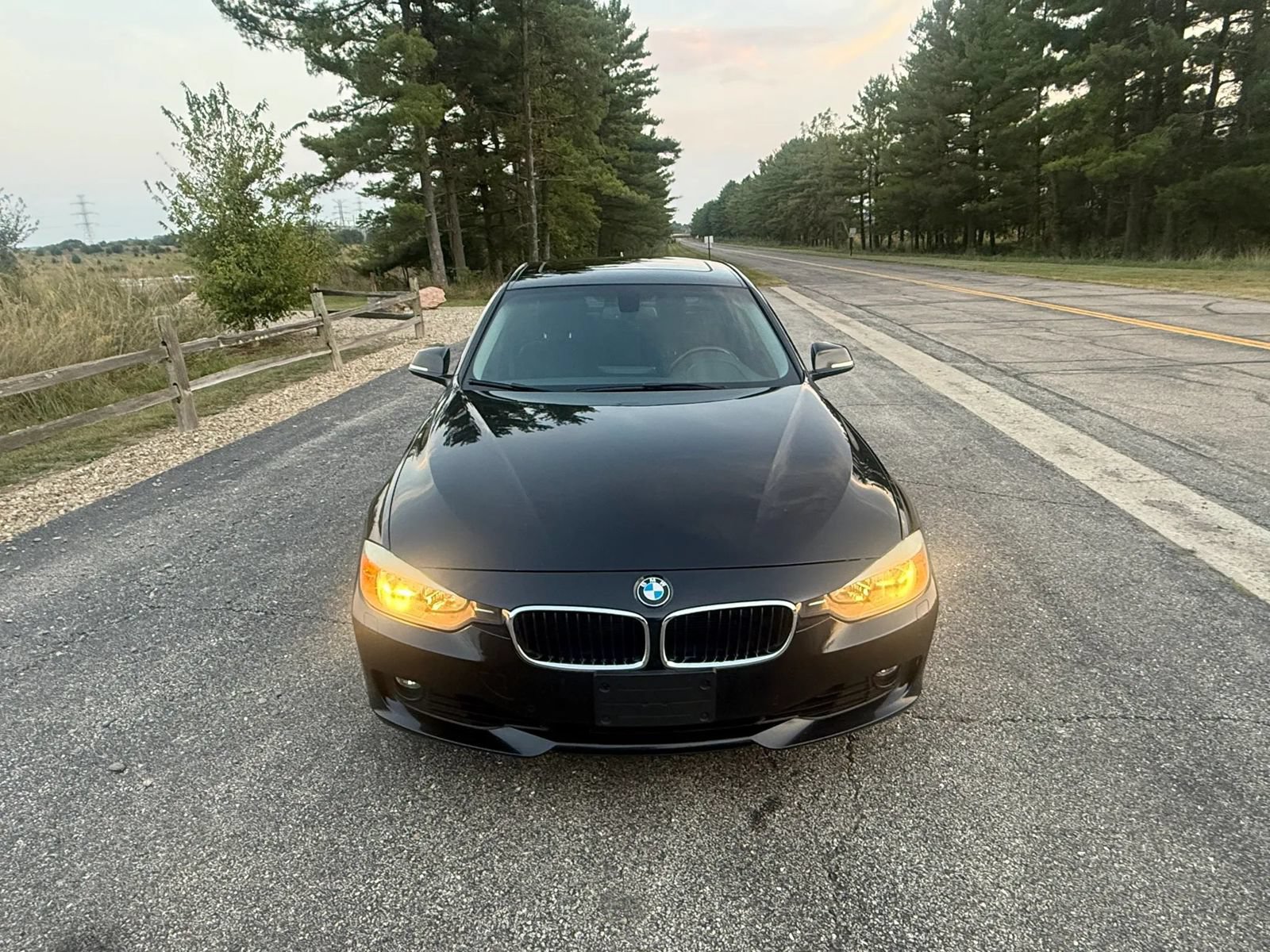 Used 2015 BMW 328i xDrive Sedan AWD/4WD image 3