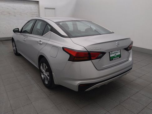 Used 2021 Nissan Altima 2.5 S FWD image 5