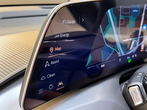 New 2026 Cadillac Vistiq Luxury AWD/4WD image 30