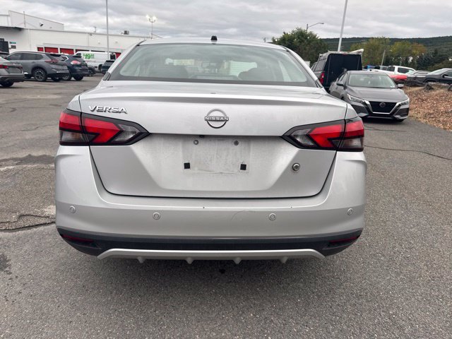 Used 2025 Nissan Versa S w/ Trunk Package FWD image 6