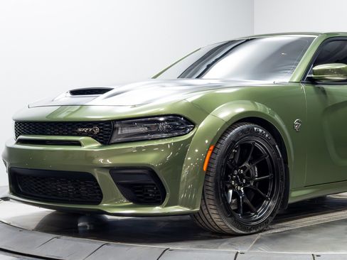 Used 2021 Dodge Charger SRT Hellcat RWD image 4