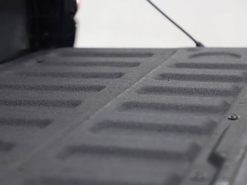 Used 2022 RAM 1500 Laramie w/ Night Edition image 11