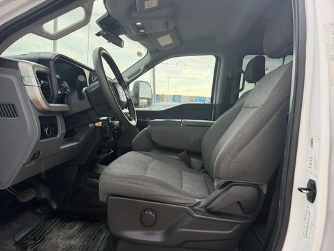 Used 2024 Ford F350 XL AWD/4WD image 7