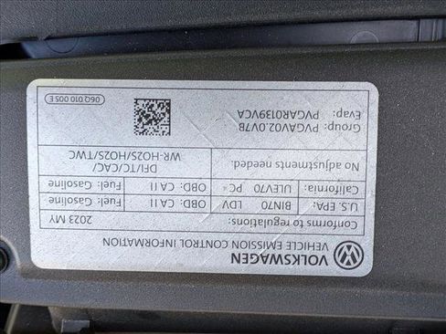 Used 2023 Volkswagen Golf R image 22