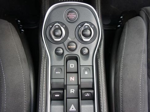 Used 2019 McLaren 570S Spider RWD image 24