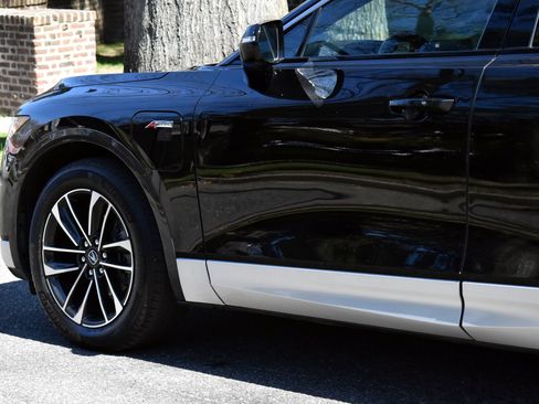 Used 2024 Acura ZDX A-Spec image 14