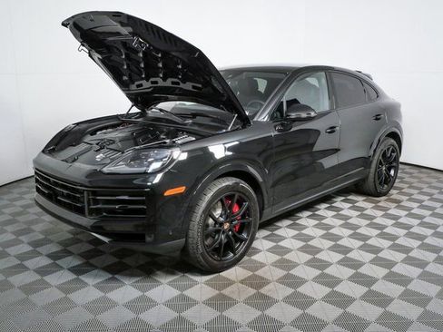 Certified 2026 Porsche Cayenne S AWD/4WD image 34