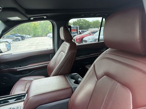 Used 2023 Ford Expedition Max Limited AWD/4WD image 10