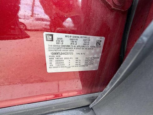 Used 2017 GMC Acadia SLE w/ Driver Alert Package I image 25