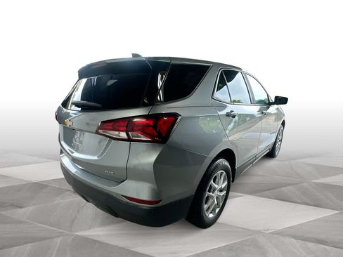 Used 2024 Chevrolet Equinox LS w/ LS Convenience Package AWD/4WD image 8