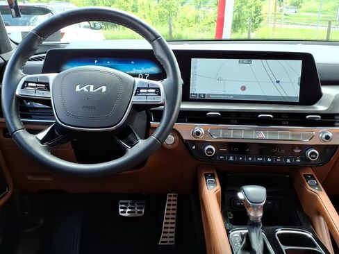 Certified 2025 Kia Telluride SX Prestige X-Line AWD/4WD image 19