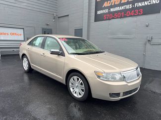 Used 2006 Lincoln Zephyr image 1
