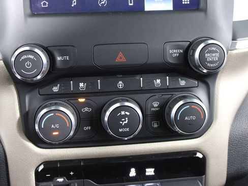 Used 2022 RAM 1500 Laramie image 13