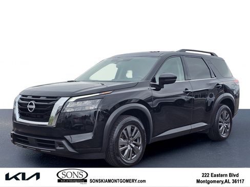 Used 2024 Nissan Pathfinder SV FWD image 1