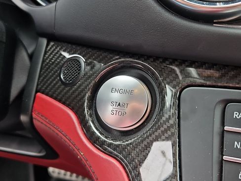 Used 2018 Mercedes-Benz SL 550 image 19