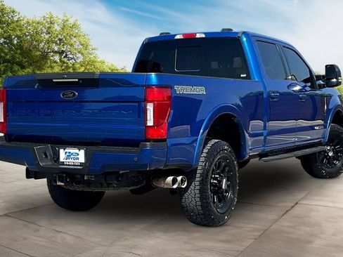Used 2022 Ford F250 Lariat w/ Tremor Off-Road Package AWD/4WD image 2